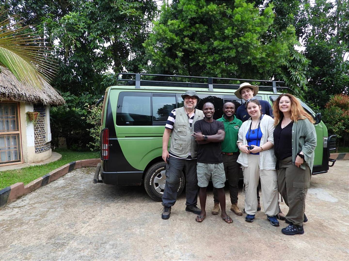 Plastic Bottles House Entebbe Luaran gambar