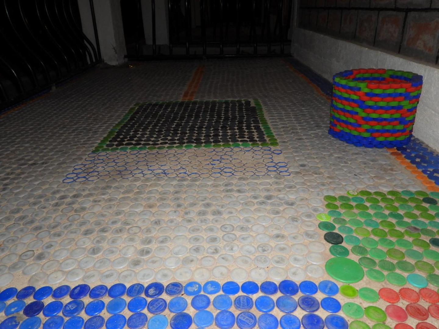 Plastic Bottles House Entebbe Luaran gambar